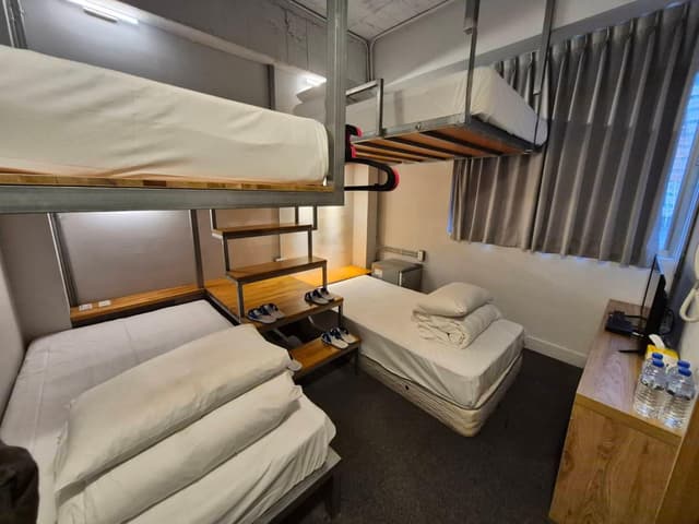 Duplex Quadruple Room