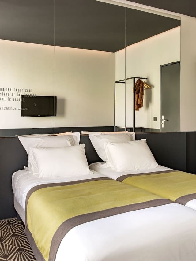 Twin Room