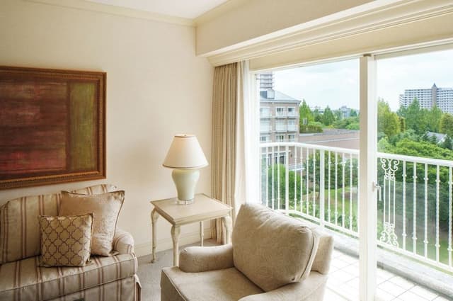 Noble Suite Double Room, Non Smoking, Garden View