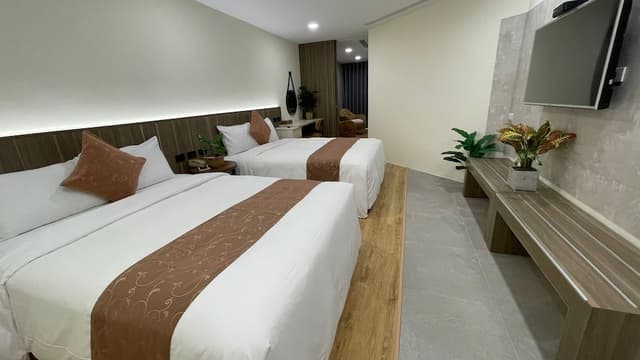 Quadruple Room, Balcony with Street View