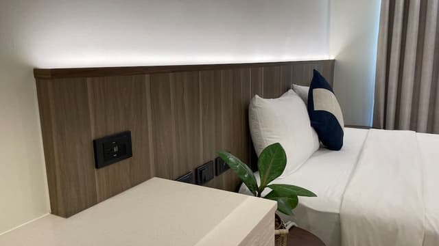 Double Room, Balcony
