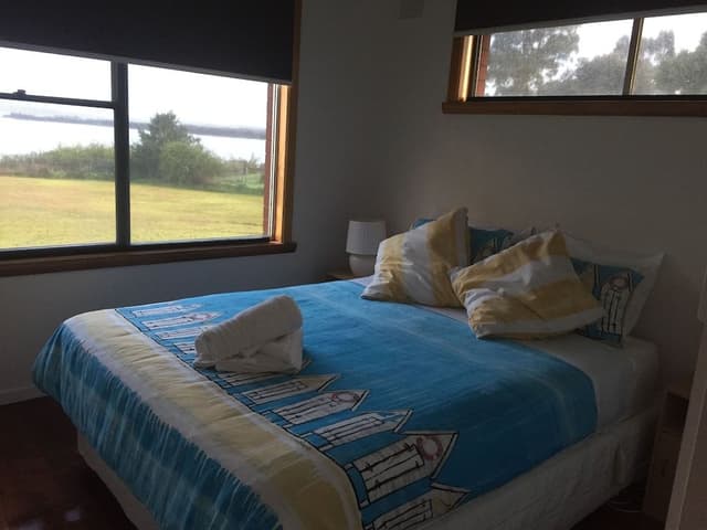 House, 4 Bedrooms, Bay View (Harbour views)