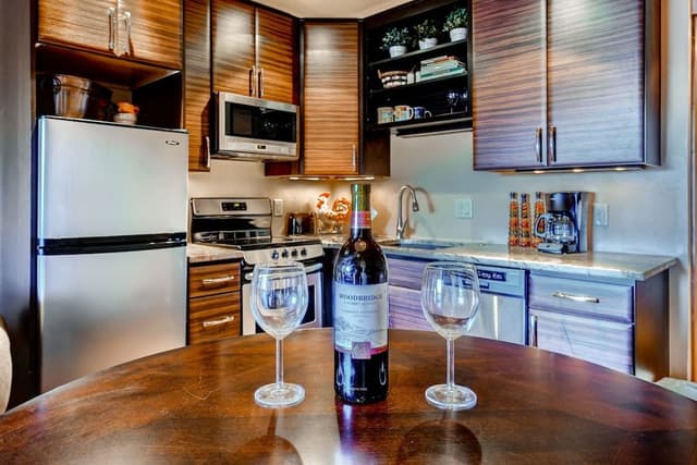 Studio, Kitchen