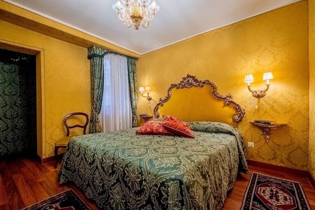 Classic Double Room
