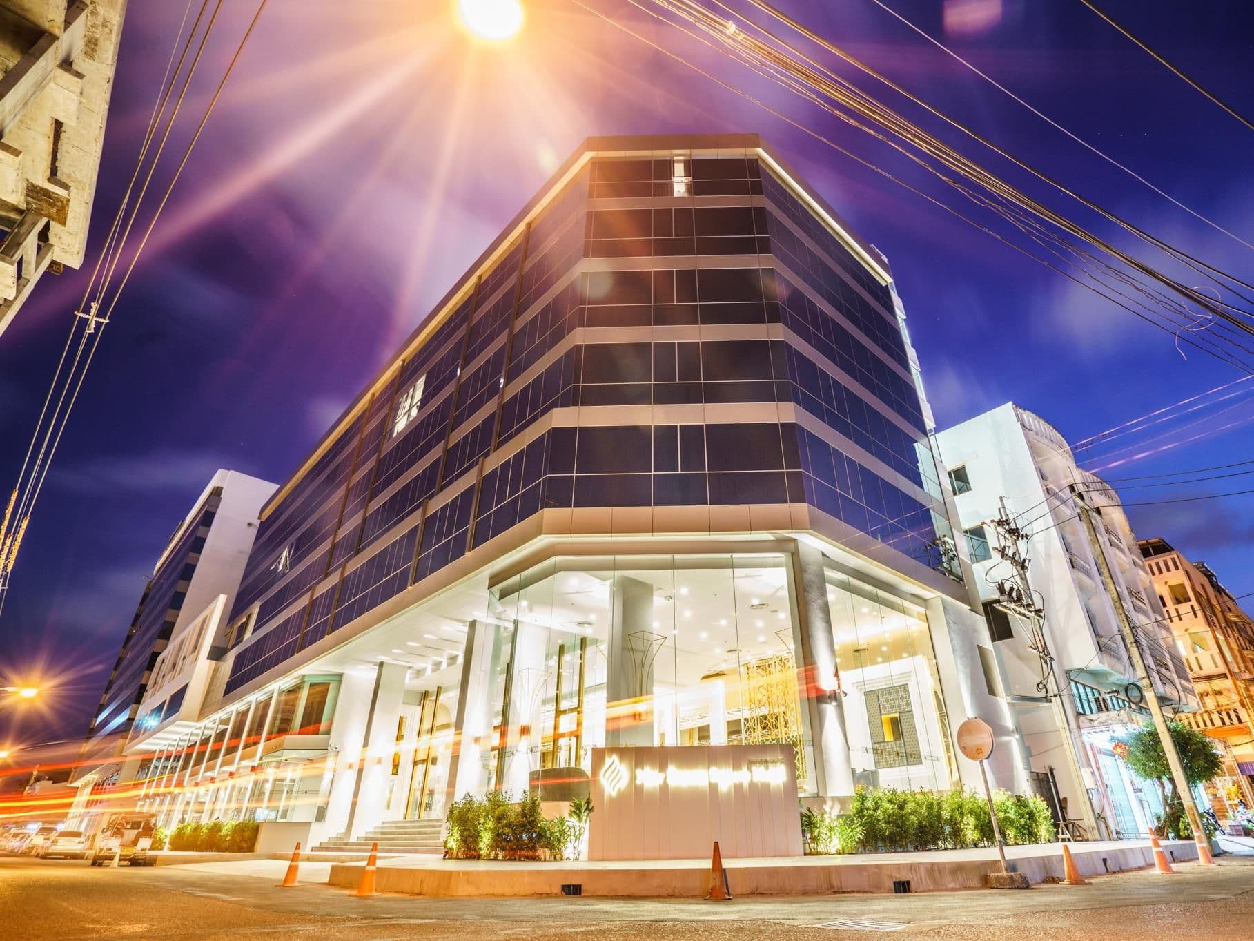 New Season Square Hotel New Season Square Hotel
