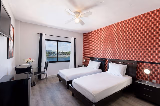 STANDARD TWIN ROOM