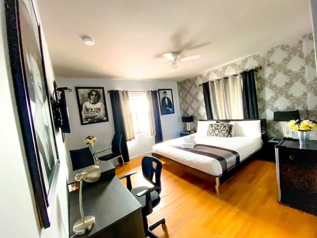 Superior Room, 1 King Bed
