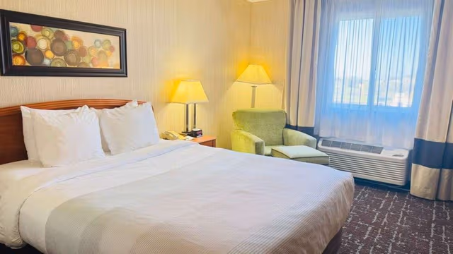 Standard Room, 1 Queen Bed, Non Smoking