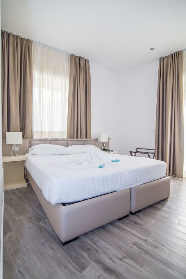 Deluxe Double Room, Balcony