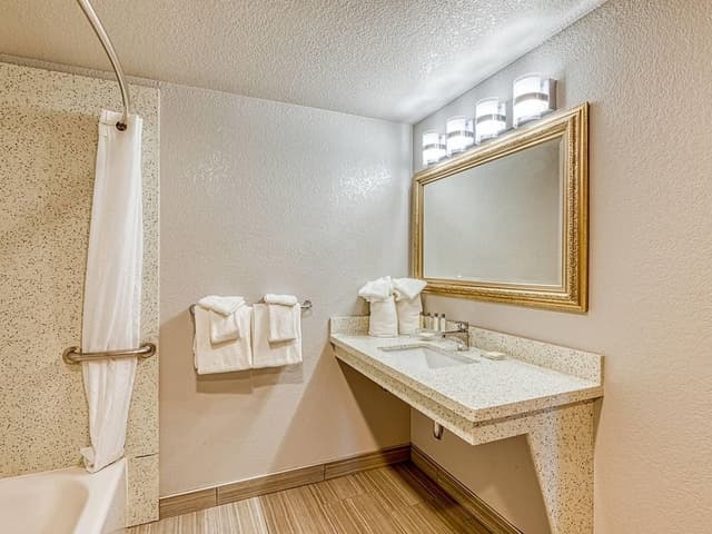 Standard Room, 2 Queen Beds, Accessible, Non Smoking (Accessible Tub)