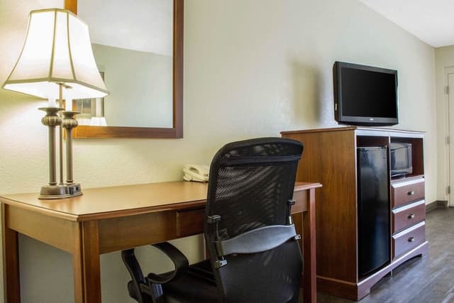 Room, 1 King Bed, Accessible, Non Smoking