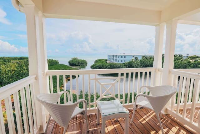 Room, 2 Queen Beds, Mobility Accessible, Balcony (Partial Ocean View)