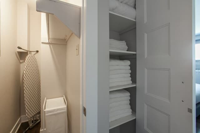 City Apartment, 1 Bedroom, Balcony, Mezzanine