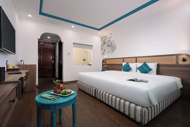 Premium Partial Sea View