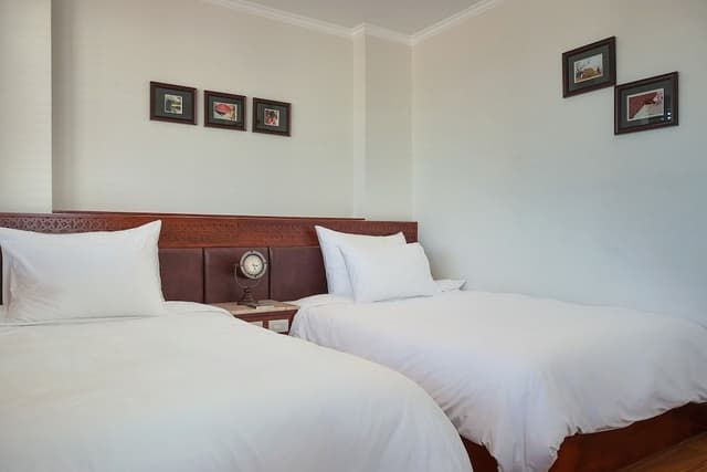 Executive Room, City View