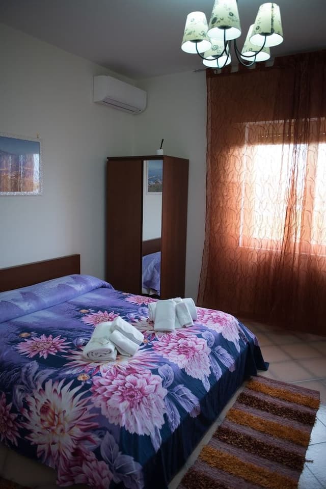 Comfort Double Room, 1 Double Bed, Ensuite, Mountain View