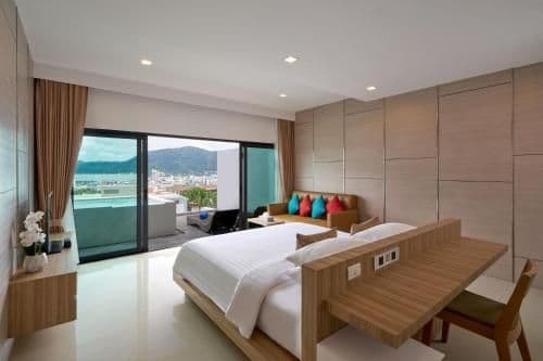 Premier Suite with Jacuzzi