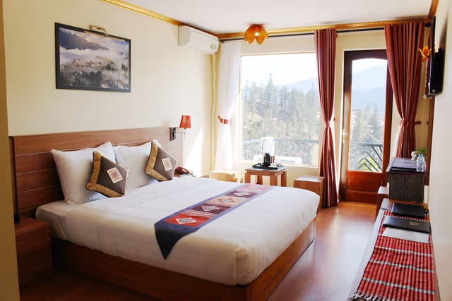 Deluxe Double Room, City View