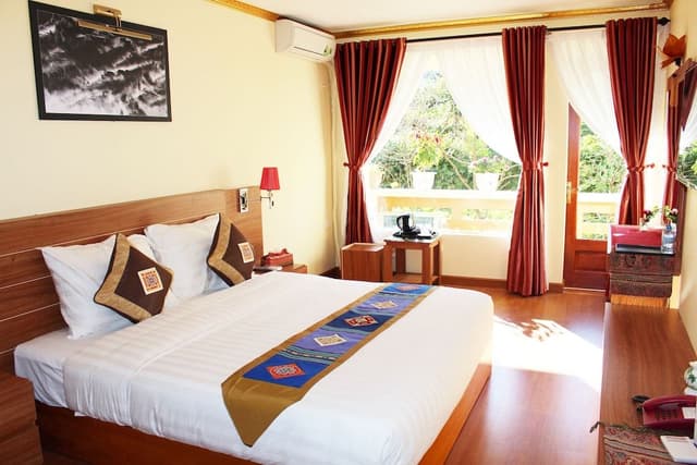 Deluxe Double Room, City View