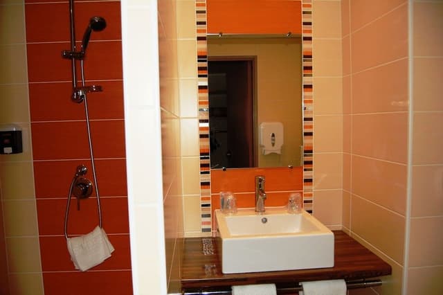 Double Room Privilege
