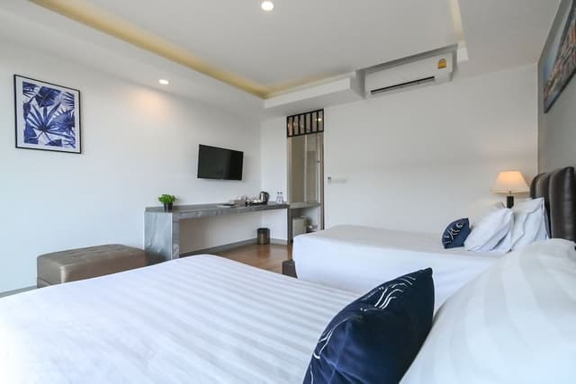 Deluxe Double or Twin Room, Pool View