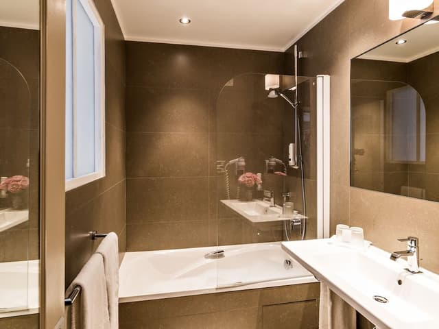Double Room (Prestige)