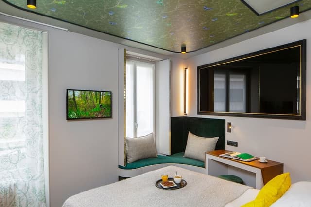 Double Room (Prestige)