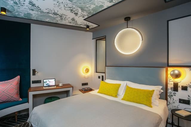 Double Room (Prestige)