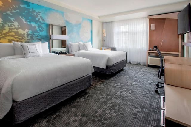 Room, 2 Queen Beds (Mobility/Hearing Access, Roll-In Shwr)