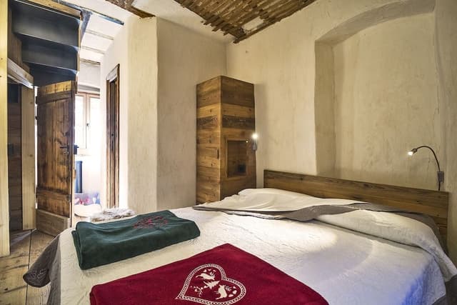 Classic Double Room, 1 Double Bed, Mountain View