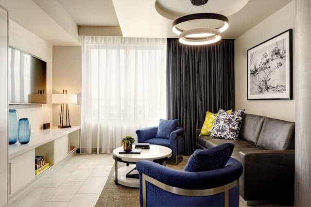 Archer's Den Mobility and Hearing-Accessible Suite with Balcony & Roll-in Shower