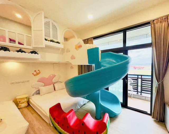 Family Triple Room, 2 Twin Beds, Balcony