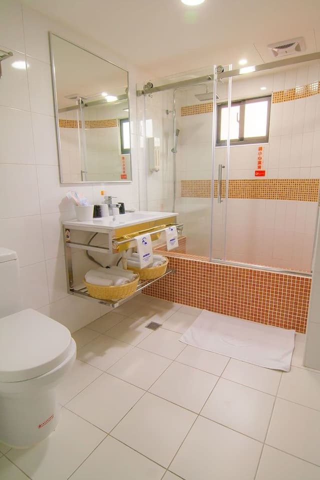 Deluxe Quadruple Room, 2 Queen Beds