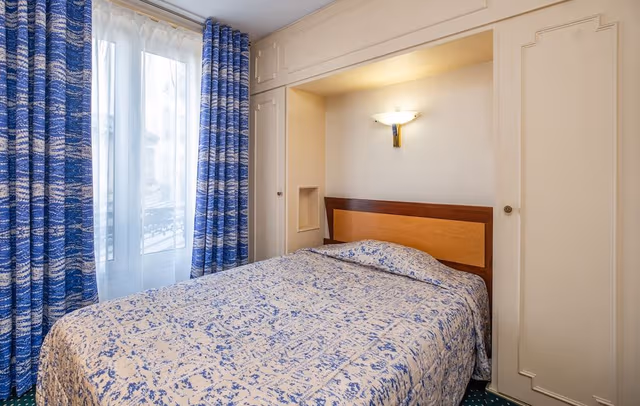 Comfort Single Room, Bathtub