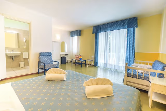 Comfort Quadruple Room