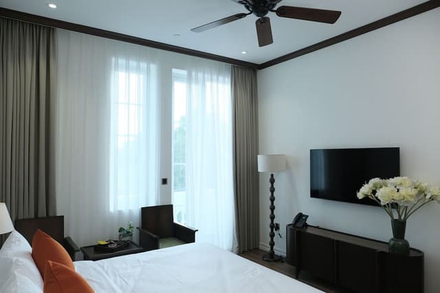 Deluxe Double Room, Balcony (with Bathtub)
