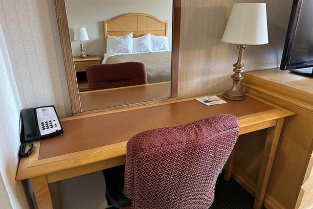 Deluxe Room, 2 Queen Beds, Non Smoking