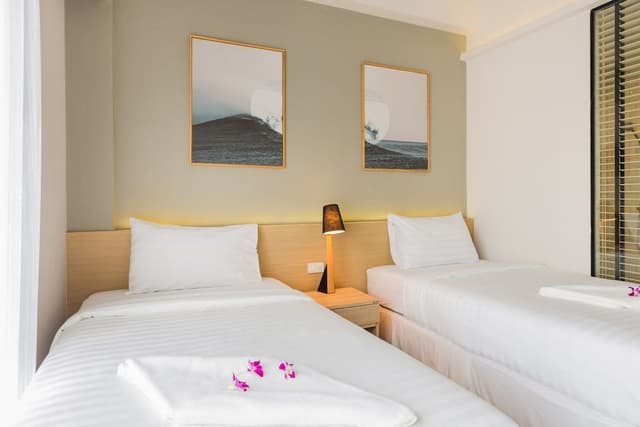 Deluxe Twin Room