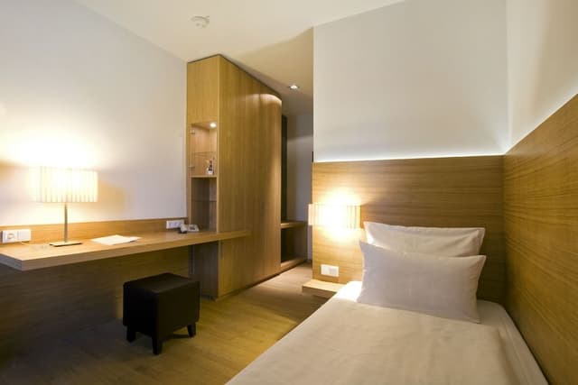 Standard Single Room