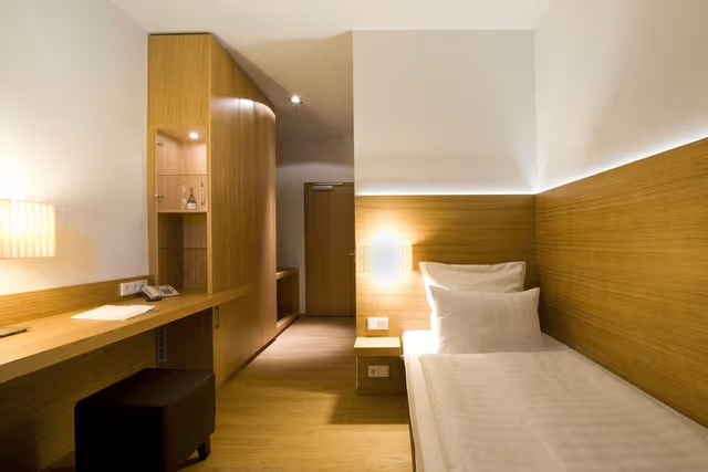 Standard Single Room