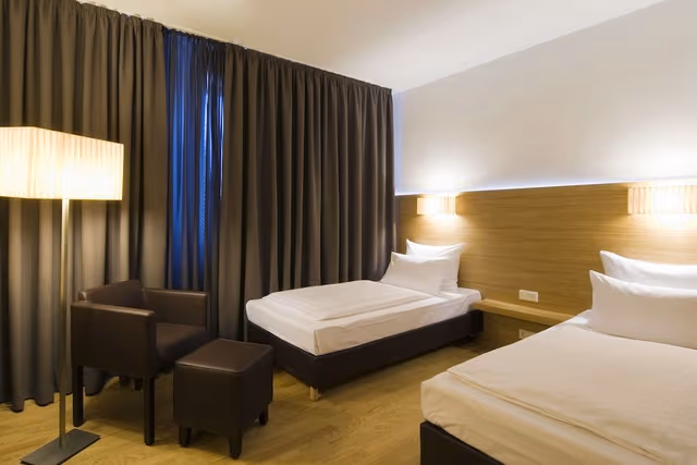 Standard Twin Room