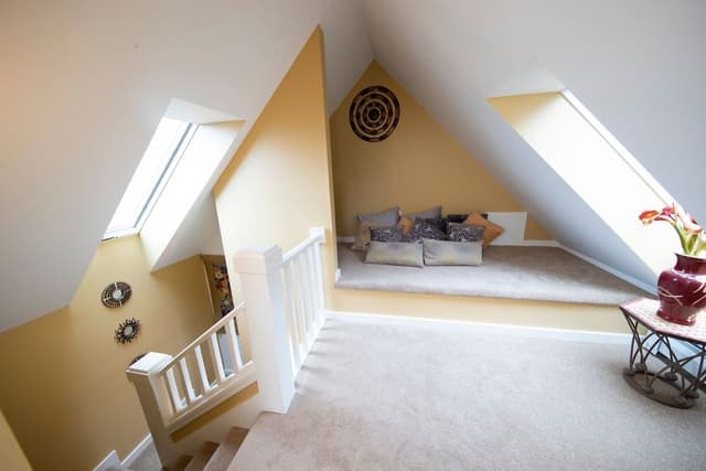 House, 6 Bedrooms