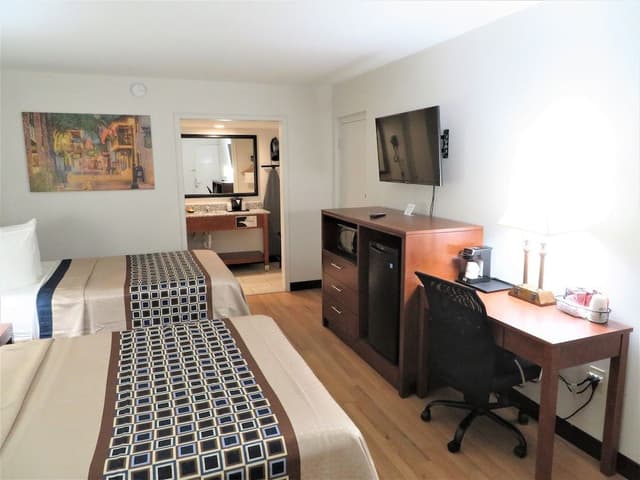 Standard Room, 2 Double Beds, Non Smoking