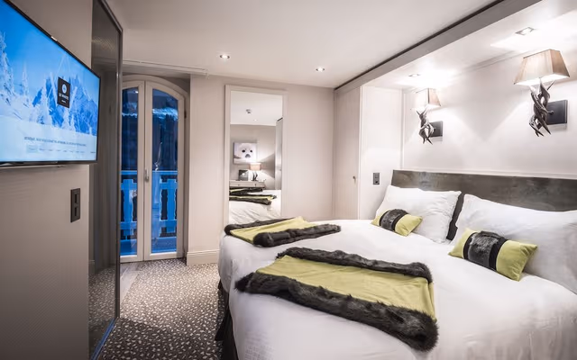 Executive Room, Balcony, Mountain View