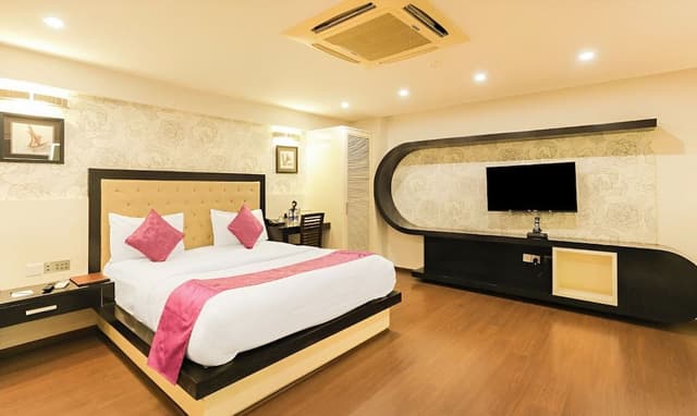 Executive Suite