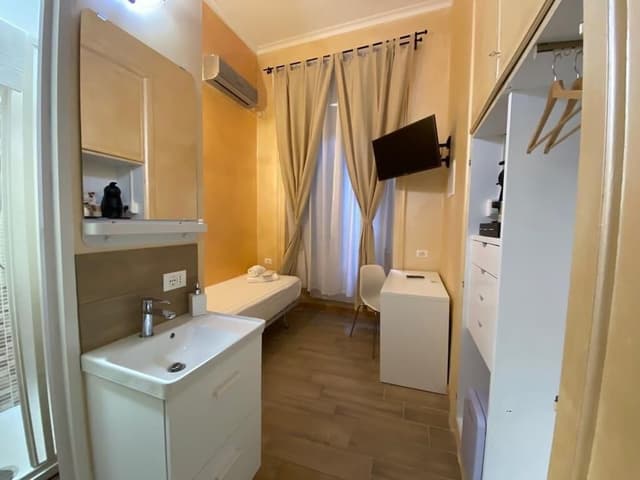 Single Room