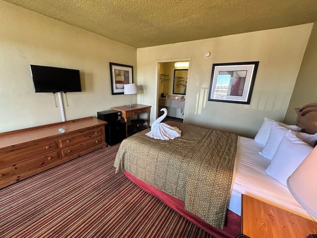 Room, Smoking (Full Bed)