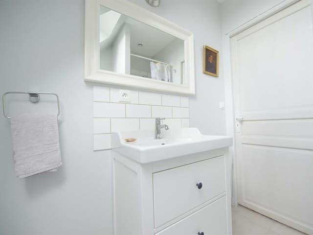 Standard Apartment, Ensuite
