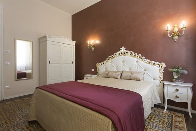 Classic Double or Twin Room