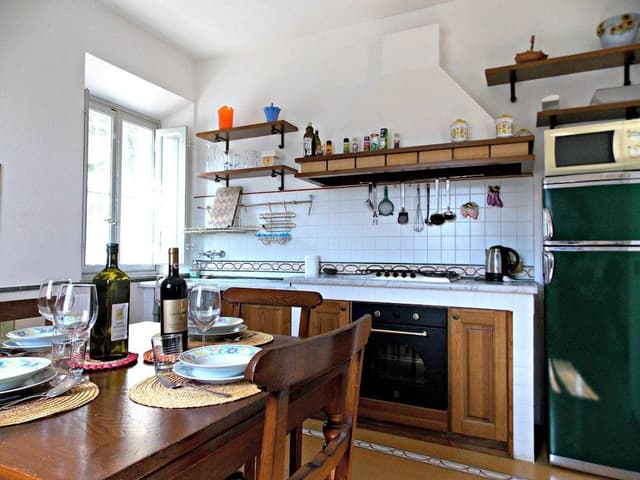 Senior Apartment, 4 Bedrooms
